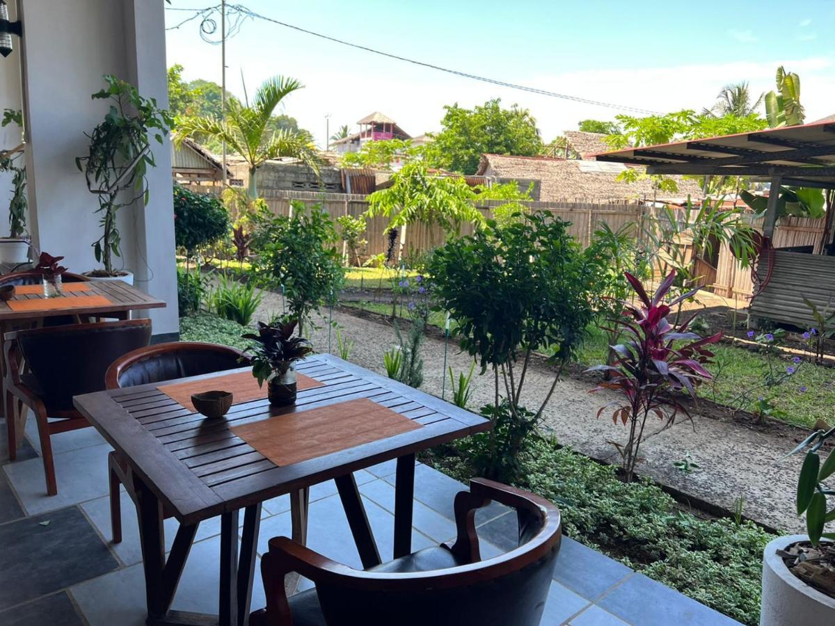 Hotel Ambatoloaka Nosy Be Exterior photo